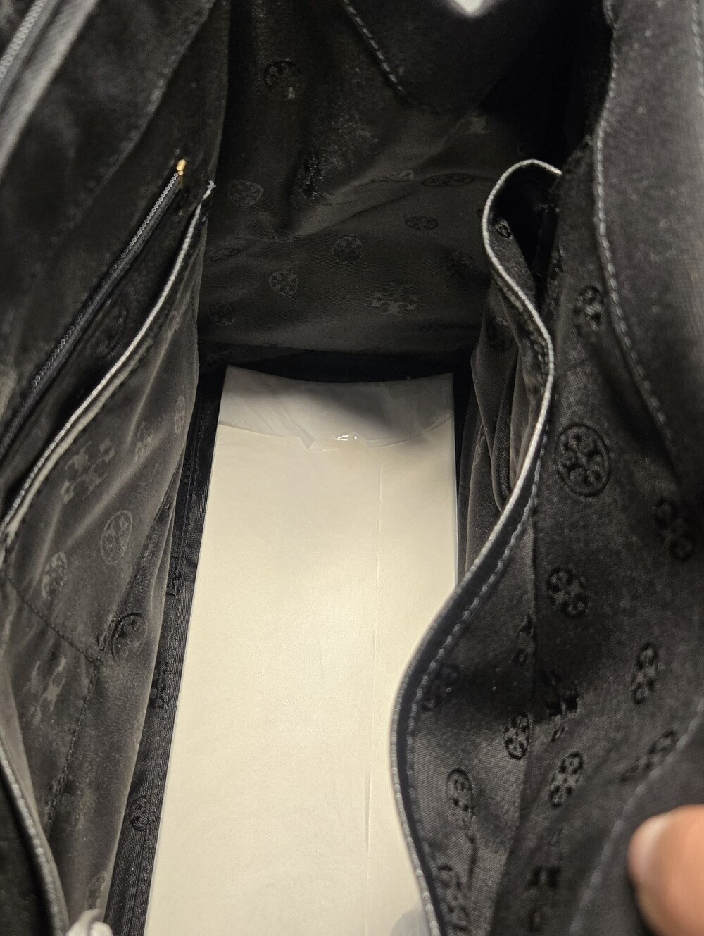 Tory Burch Elle Minimalist Black Leather Work Laptop Tote NWT - Picture 13 of 17